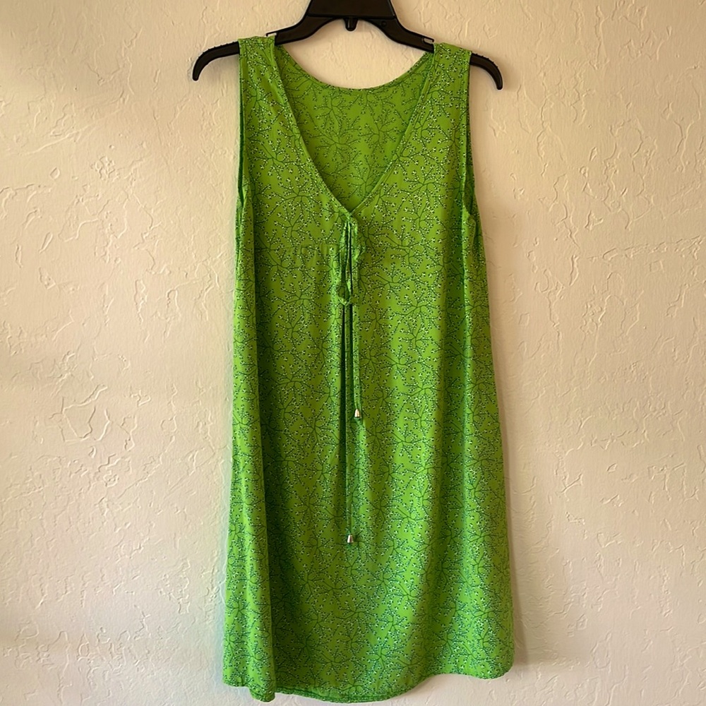 Green Summer Sleeveless Dress; Medium